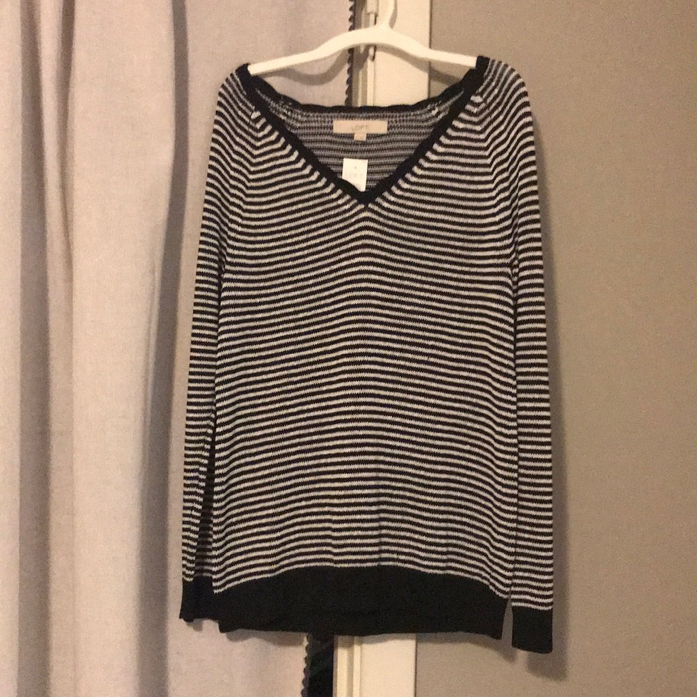 Black and white stripped sweater